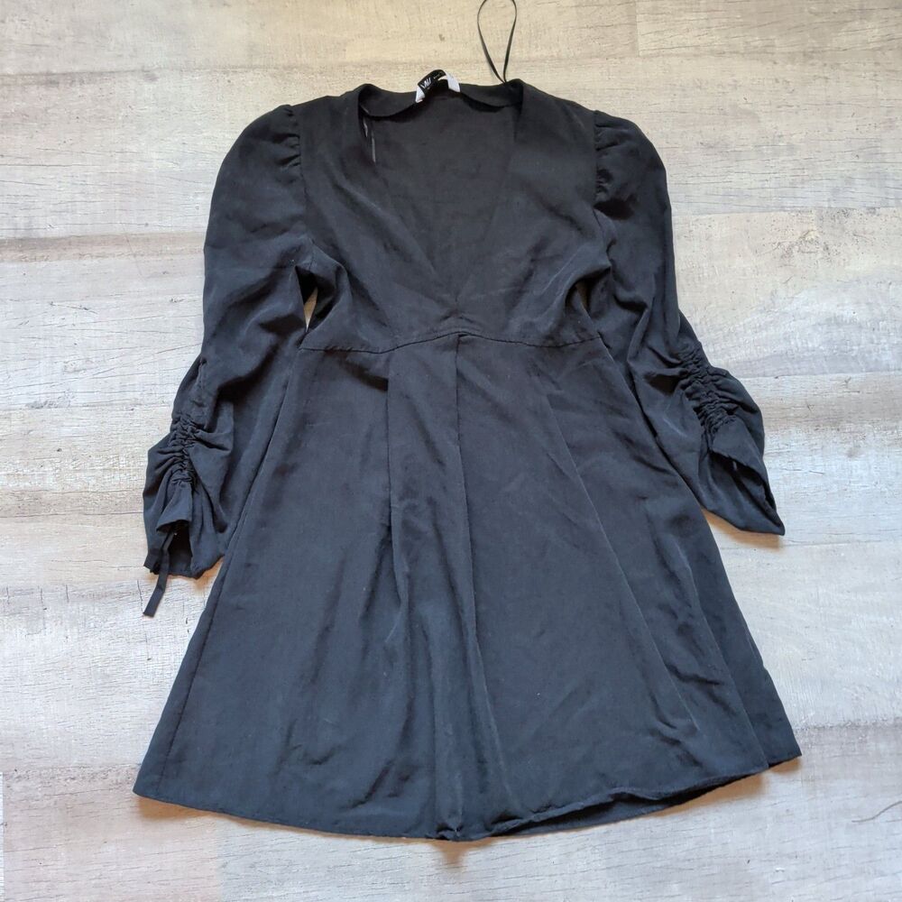 ​ZARA Black Lyocell Long Sleeve V-Neck Ruched Cuff Mini Shift Dress Size XS